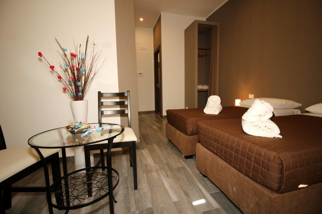 Mi.Ro Rooms Rom Exterior foto