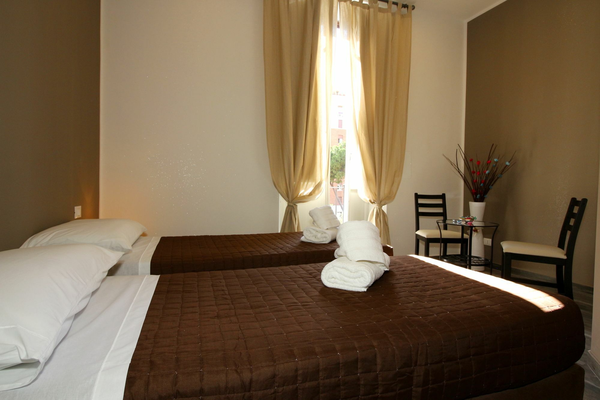 Mi.Ro Rooms Rom Exterior foto